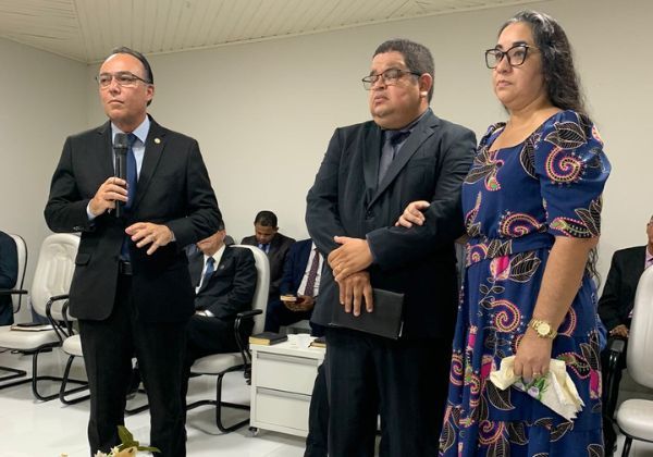 Pastor Gleidson toma posse em Baro de Melgao com a misso de dar continuidade ao projeto ribeirinhos.