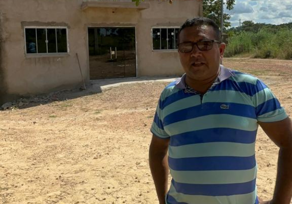 Semadecre apoia na constru��o da igreja de Agua�u Monjolo