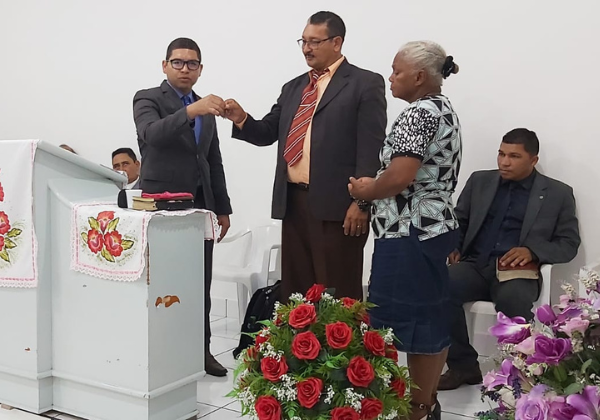 Posse do Presb�tero Ramiro em Porto Brand�o.