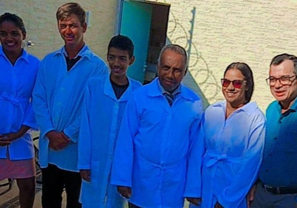 Comunidade do Assentamento P.A Porto Velho Em Santa Teresinha realiza Batismo nas �guas